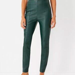 NWT Ann Taylor • Faux Leather Seamed Size Zip Legging • M